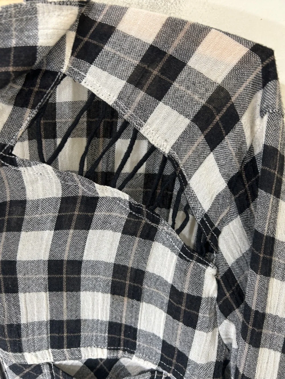 FREE PEOPLE Black White Plaid Snap Button Down Shirt Cutout Size Small